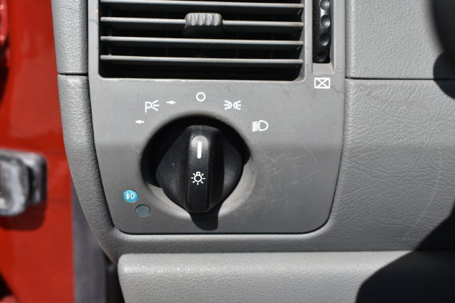 Used 2005 Chrysler Crossfire Limited RWD image 18
