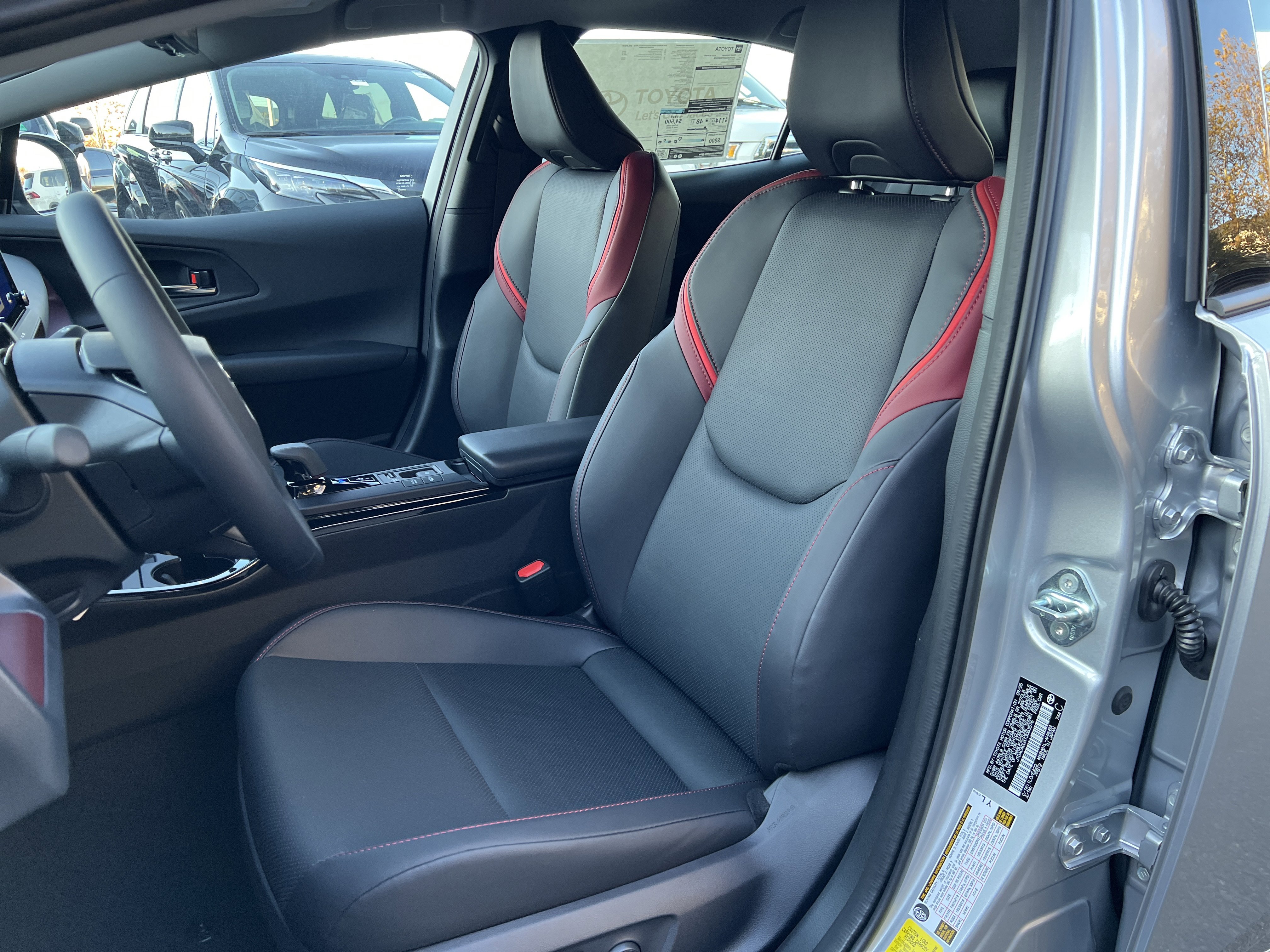 New 2026 Toyota Prius Plug-In Hybrid image 9