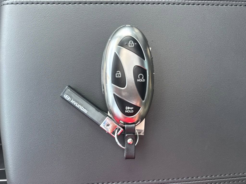 Used 2024 Hyundai Santa Fe Calligraphy image 26