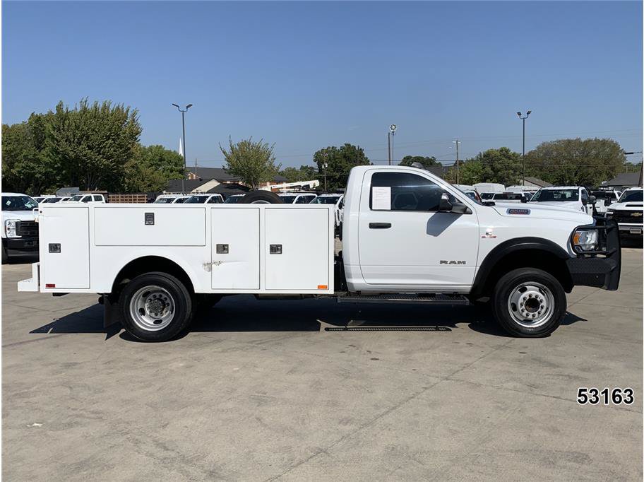 Used 2022 RAM 5500 Tradesman RWD image 5