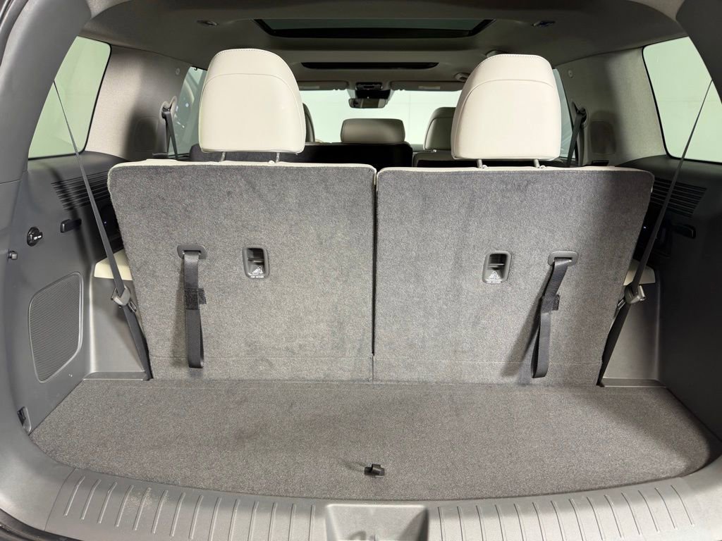 Used 2024 Hyundai Santa Fe Limited image 30