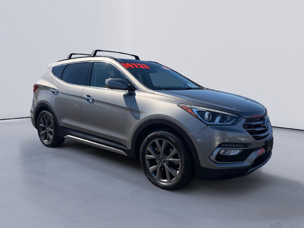 Used 2017 Hyundai Santa Fe Sport FWD image 1