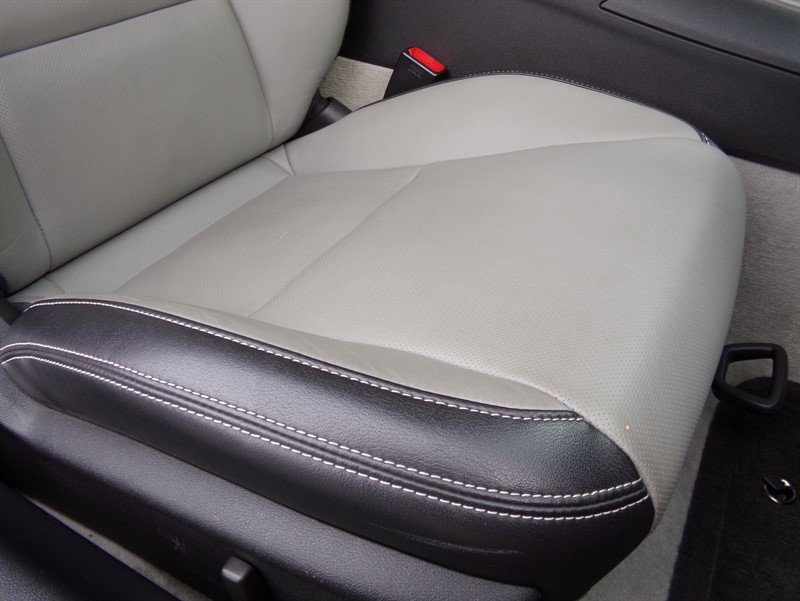 Used 2010 Chevrolet Camaro SS w/ RS Package image 29