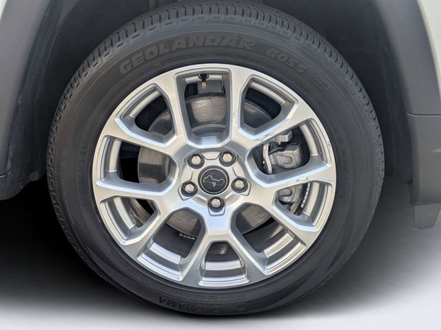 Used 2025 Jeep Compass Limited AWD/4WD image 11