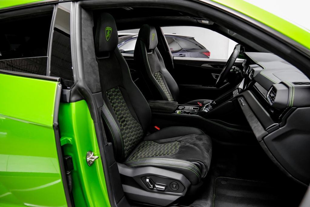 Used 2023 Lamborghini Urus S AWD/4WD image 42
