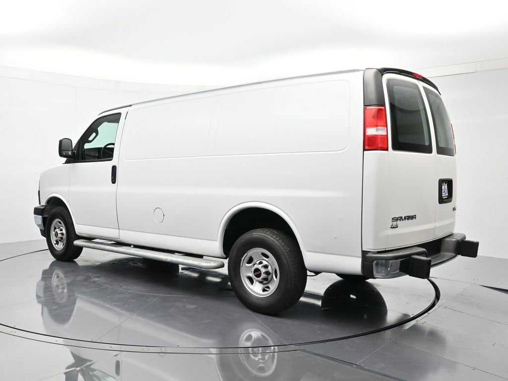 Used 2024 GMC Savana 2500 w/ Driver Convenience Package image 8