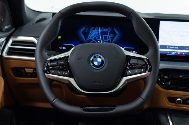 Used 2025 BMW i4 xDrive40i w/ Premium Package image 15