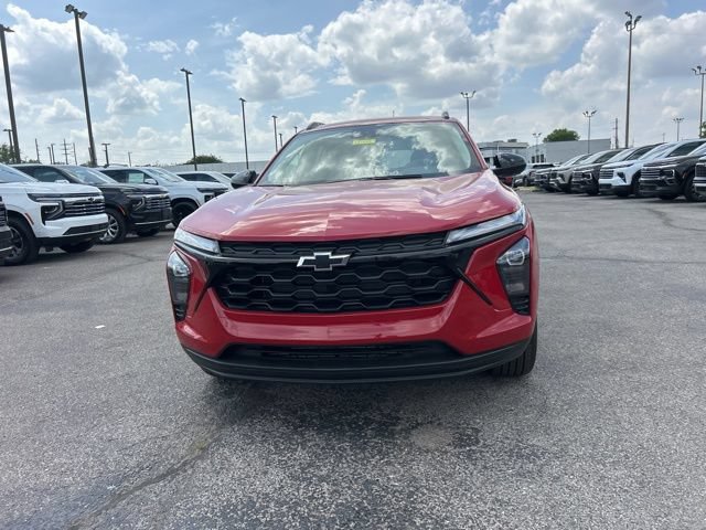 New 2026 Chevrolet Trax LT w/ Midnight Edition FWD image 8