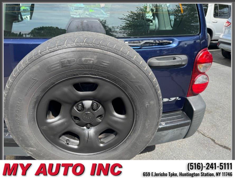 Used 2006 Jeep Liberty Sport w/ Off Road Group AWD/4WD image 34