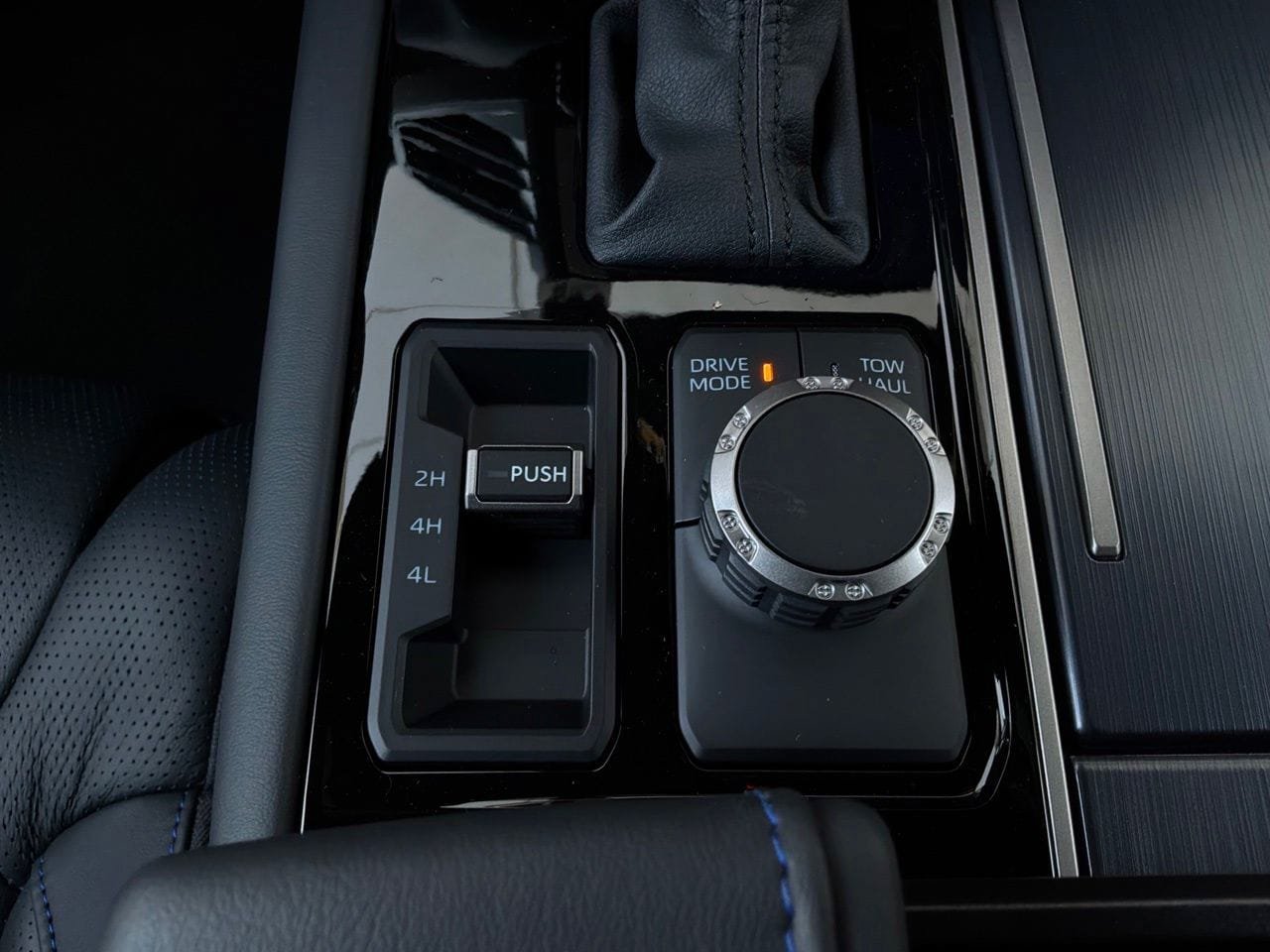 New 2026 Toyota Sequoia Platinum AWD/4WD image 29