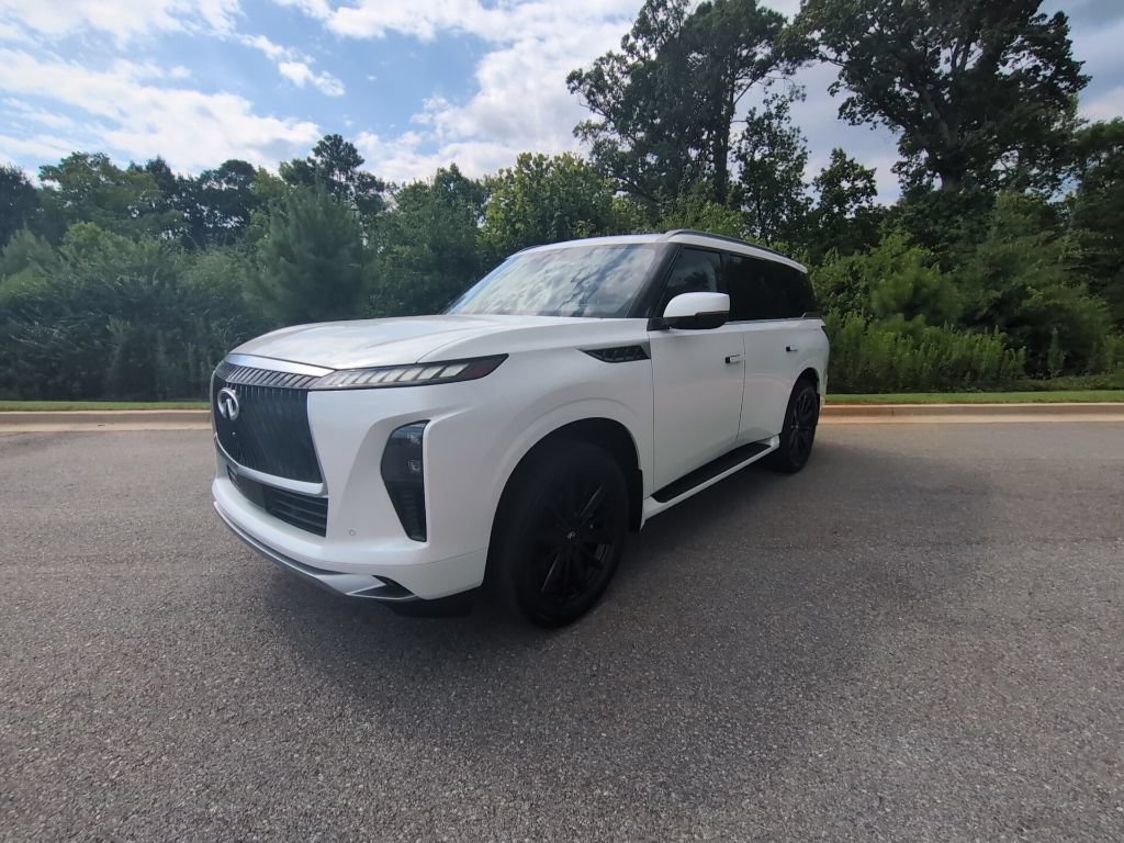 New 2026 INFINITI QX80 Luxe w/ Cargo Package RWD image 3