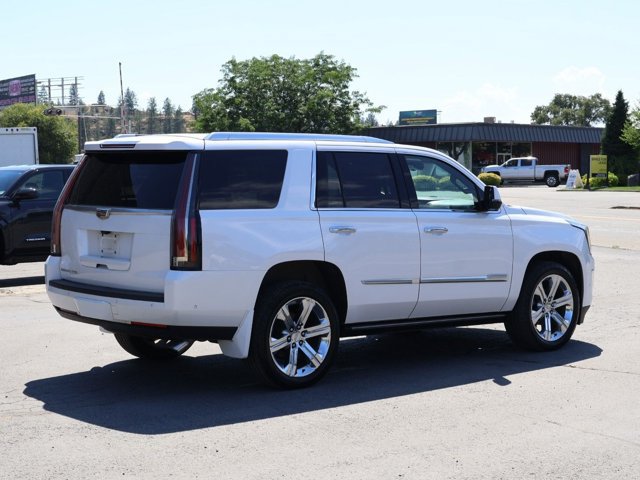 Used 2017 Cadillac Escalade Platinum AWD/4WD image 5