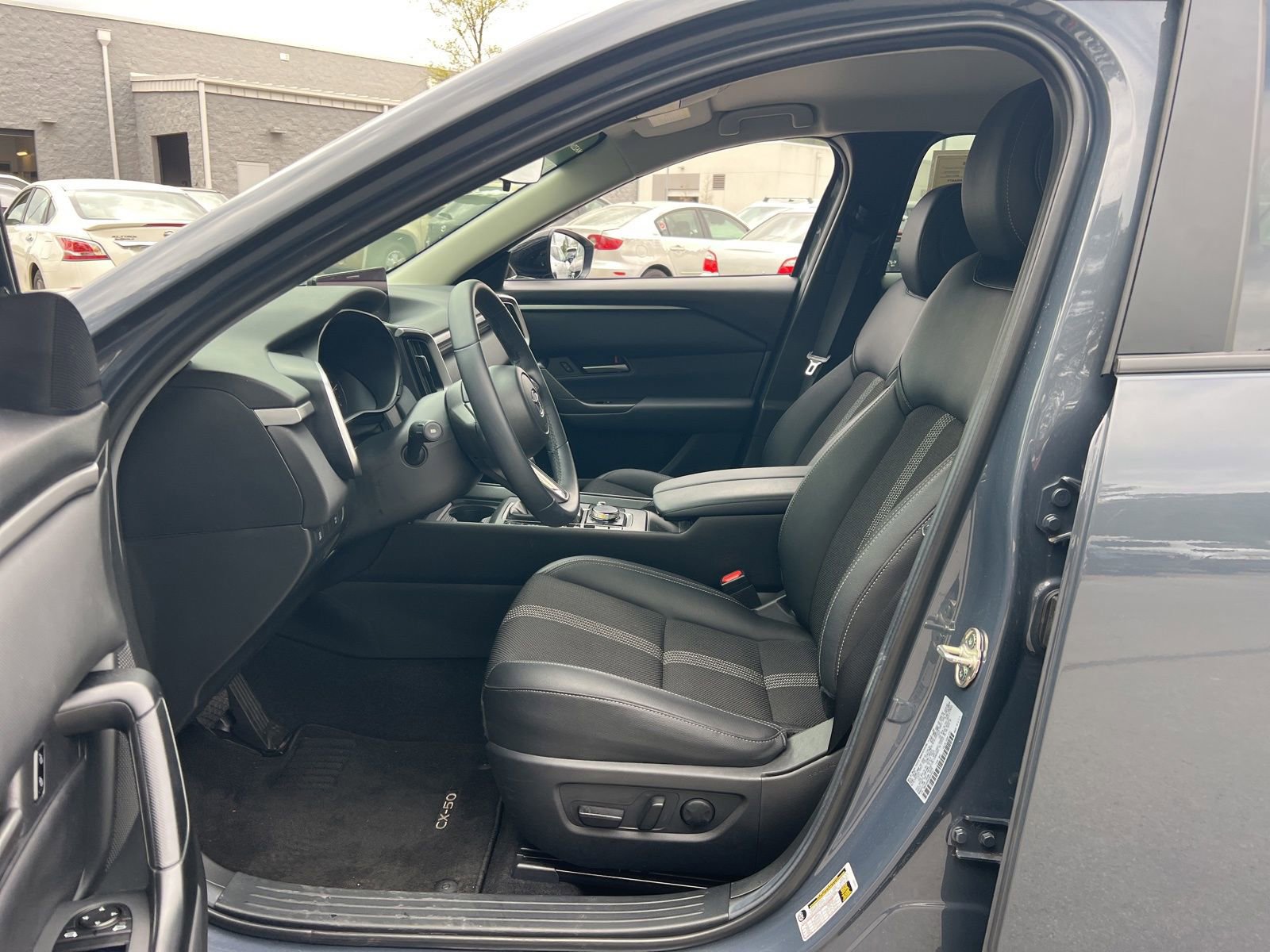 Used 2025 MAZDA CX-50 AWD 2.5 S w/ Preferred Package image 27