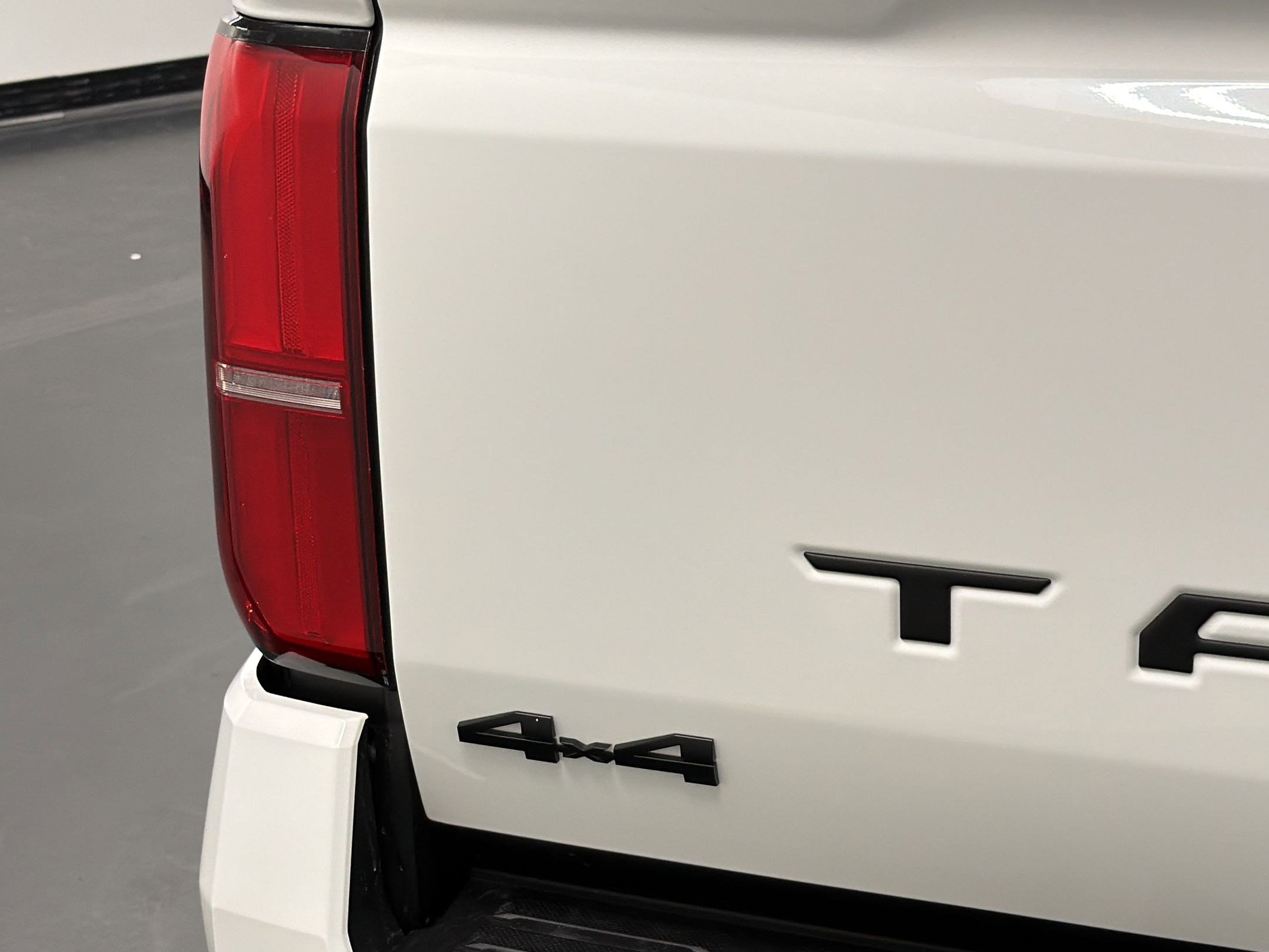 Used 2025 Toyota Tacoma TRD Off-Road image 13