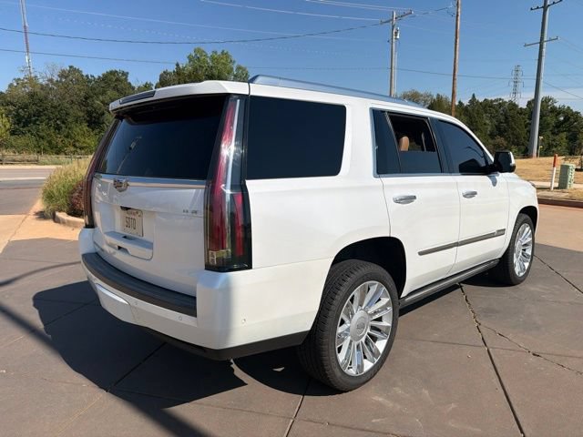 Used 2017 Cadillac Escalade Platinum AWD/4WD image 4