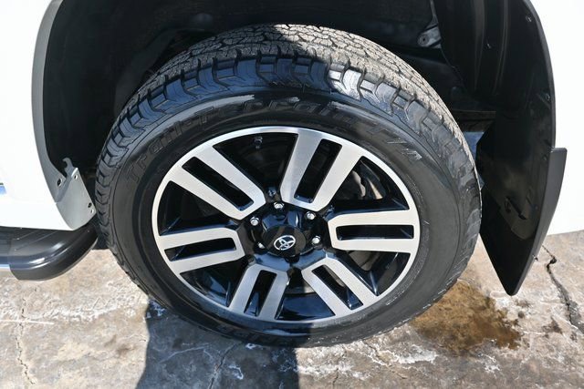 Used 2020 Toyota 4Runner Limited image 13