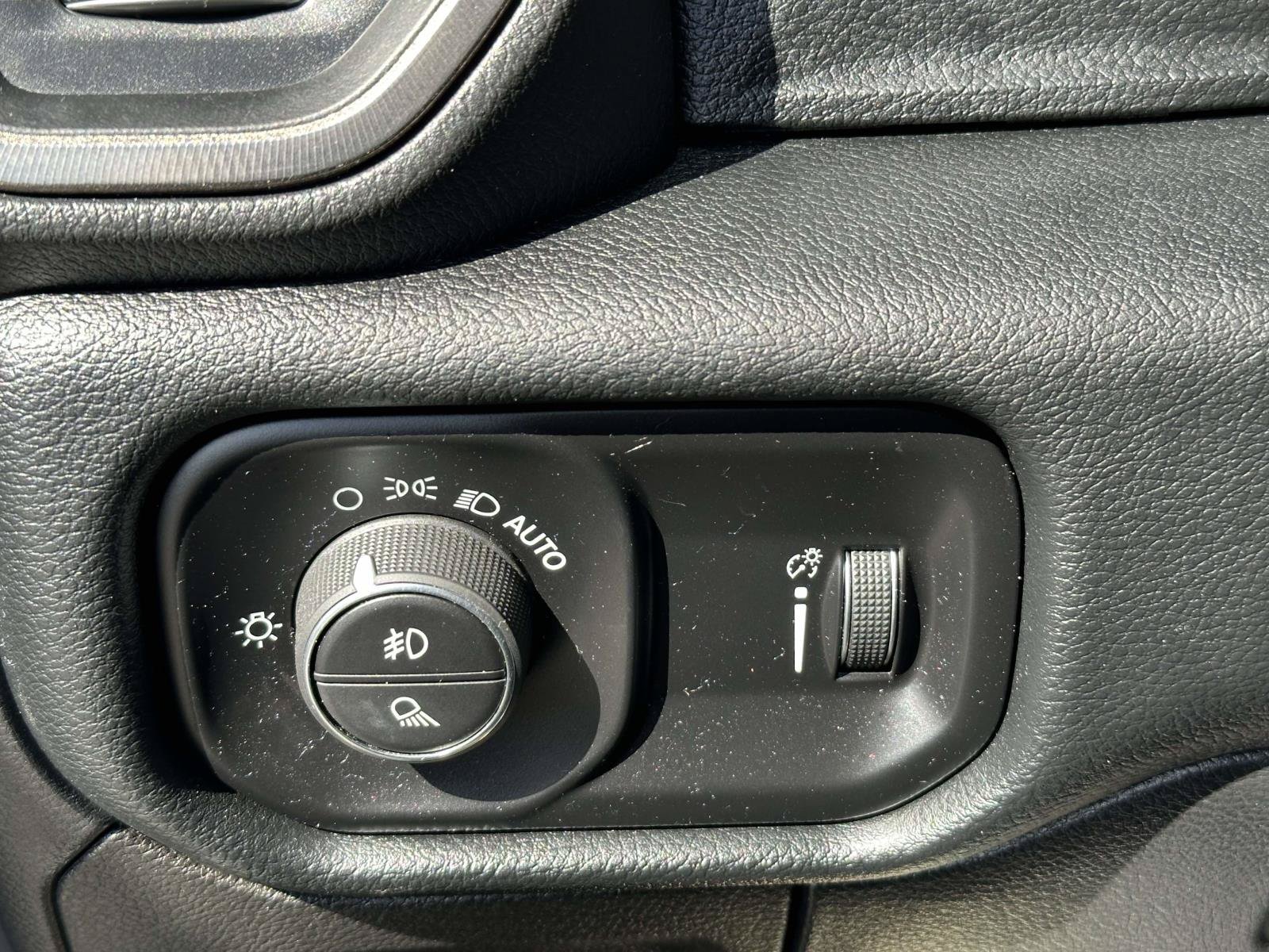 Used 2022 RAM 1500 Rebel w/ Off Road Group AWD/4WD image 16