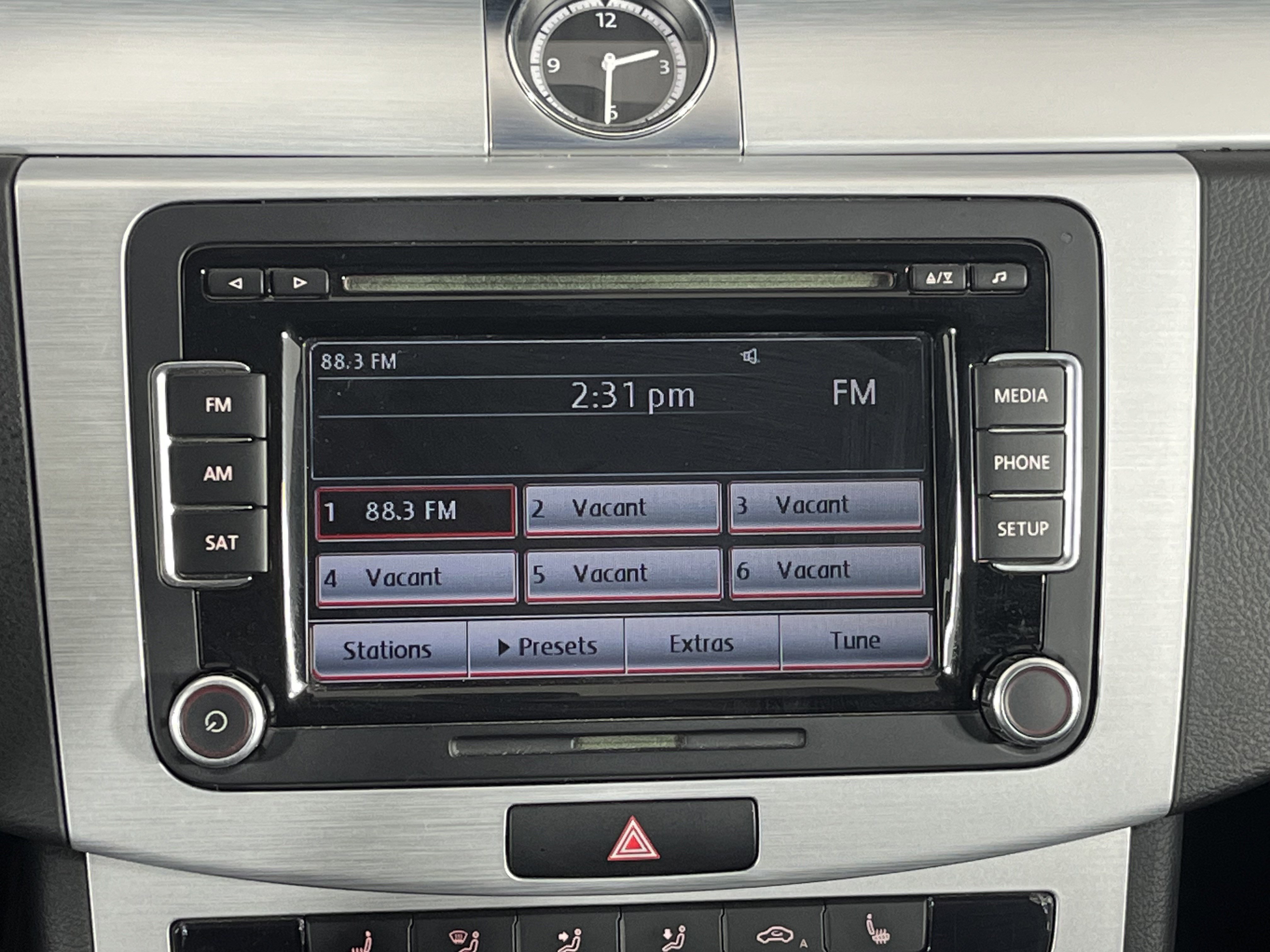 Used 2013 Volkswagen CC Sport image 15