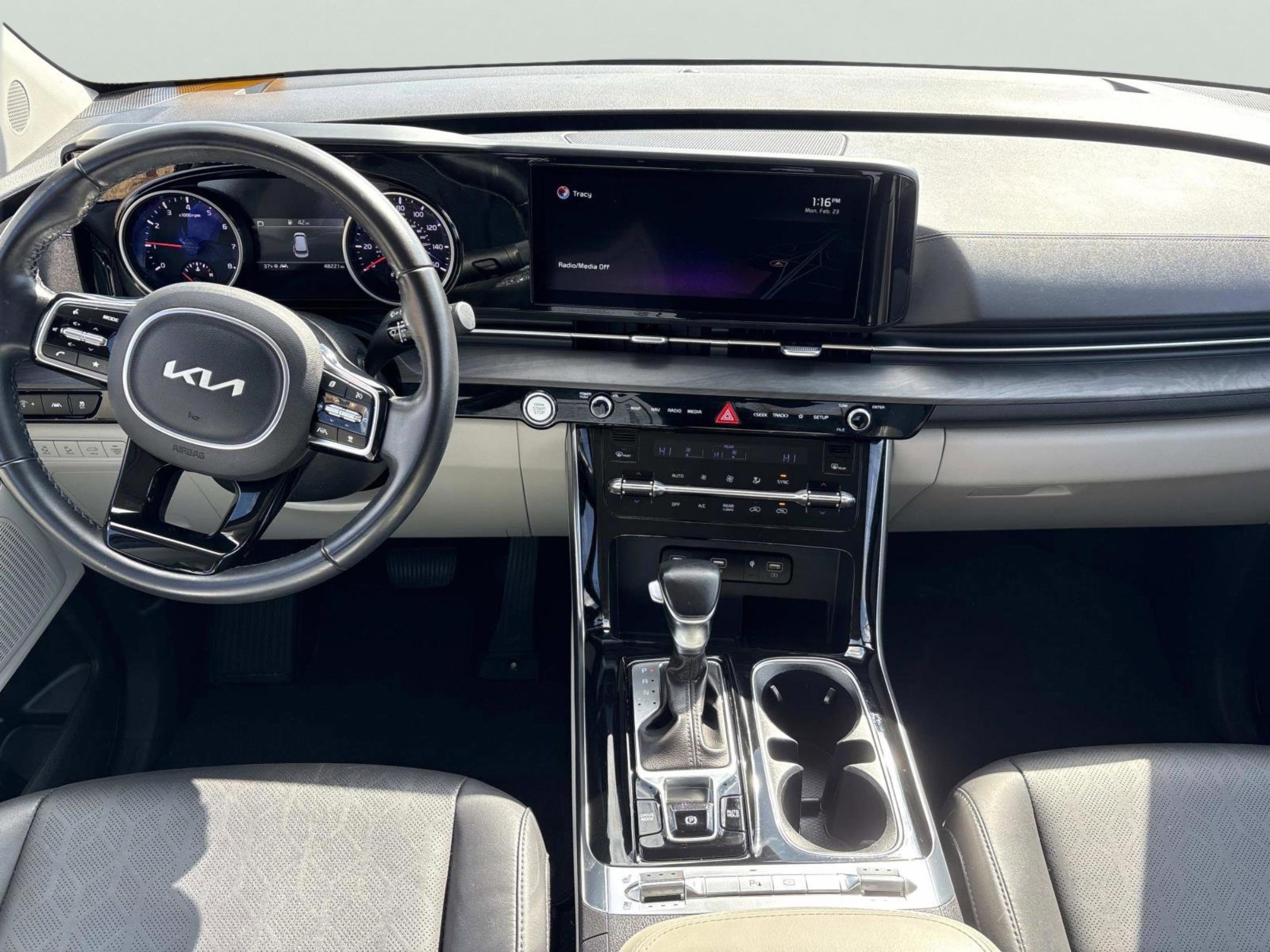 Used 2022 Kia Carnival SX image 14