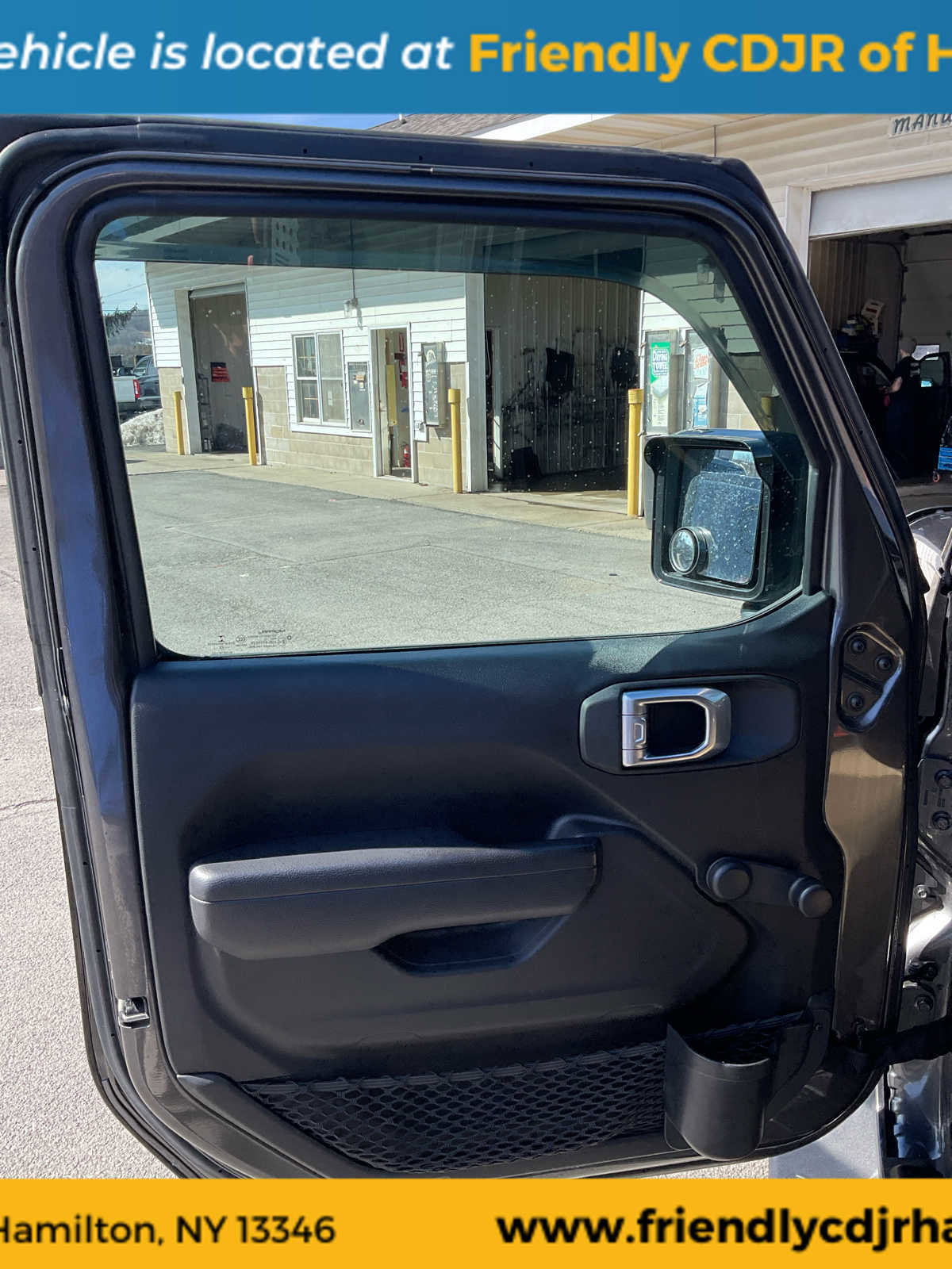 Used 2022 Jeep Gladiator Sport image 25