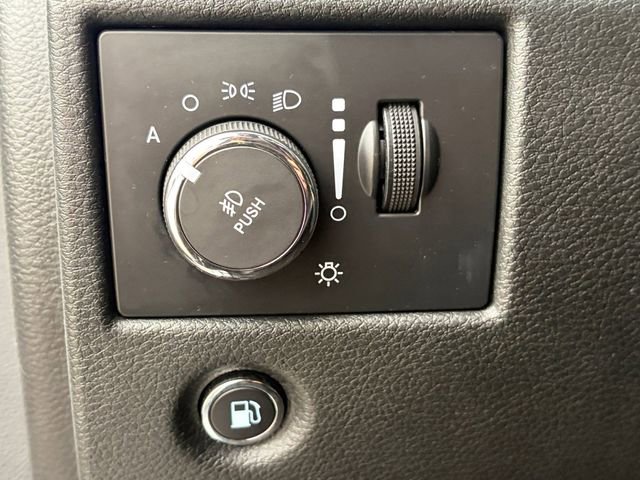 Used 2015 Jeep Grand Cherokee Limited image 5