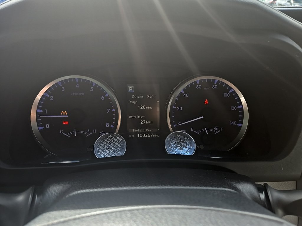 Used 2018 Toyota Highlander LE FWD image 7