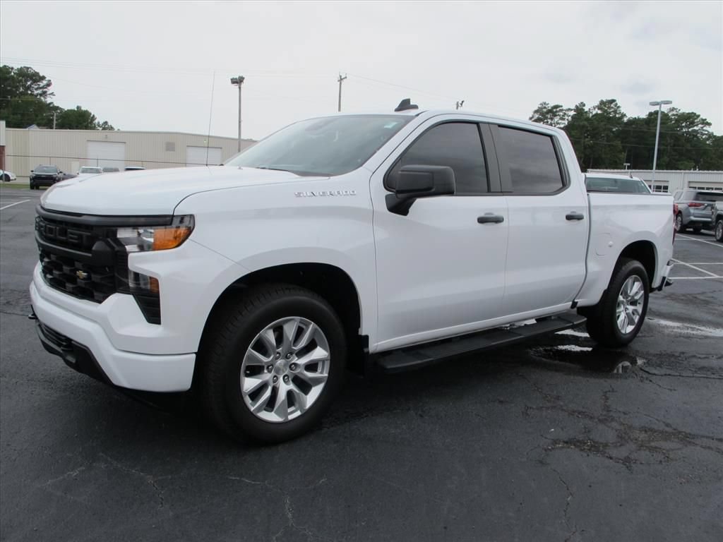 Used 2024 Chevrolet Silverado 1500 Custom RWD image 8