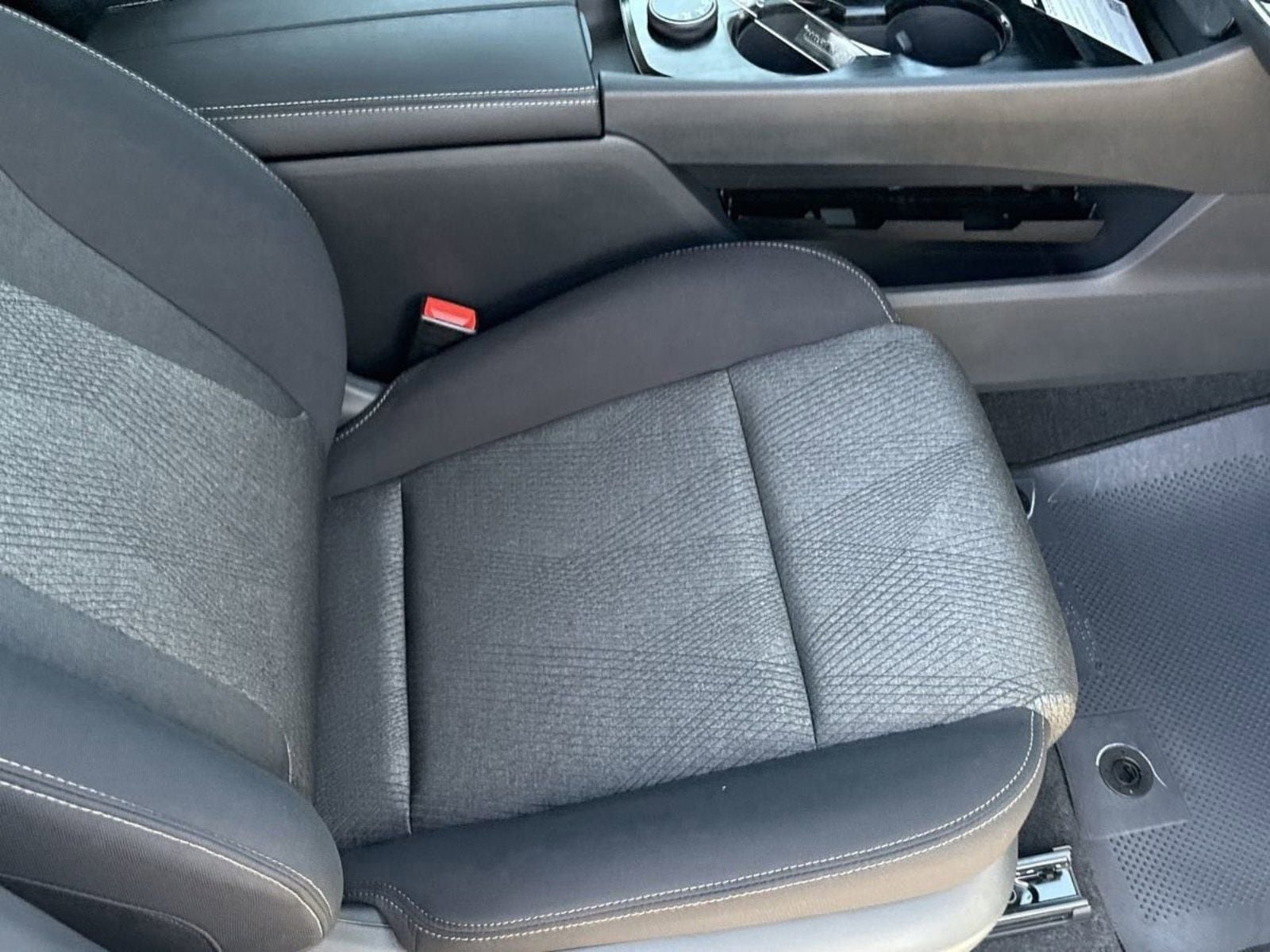 New 2026 Nissan Rogue SV AWD/4WD image 11