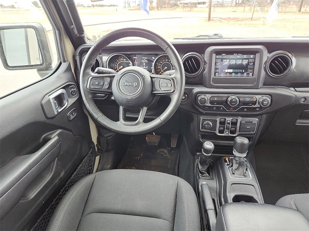 Used 2022 Jeep Gladiator Sport image 13