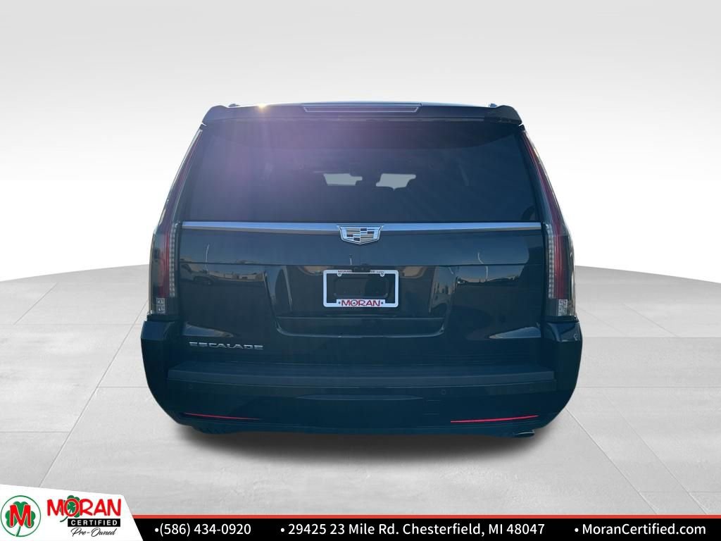 Used 2019 Cadillac Escalade Premium Luxury image 4