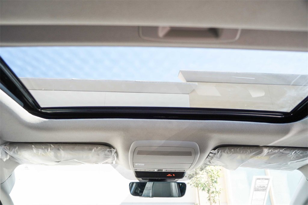 New 2025 MAZDA CX-30 2.5 Turbo w/ Premium Plus Pkg image 18