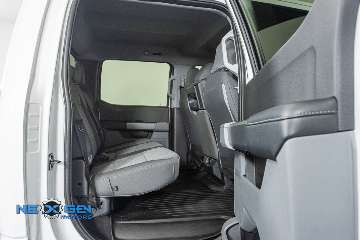 Used 2024 Ford F250 XL w/ STX Appearance Package image 30