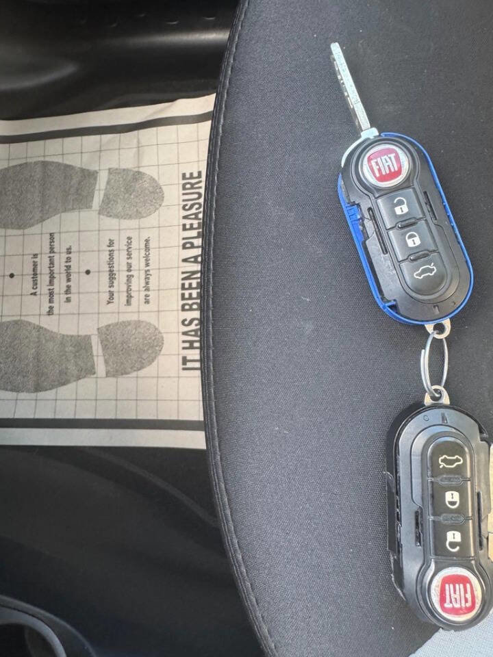 Used 2014 FIAT 500L Easy w/ Popular Equipment Group image 38