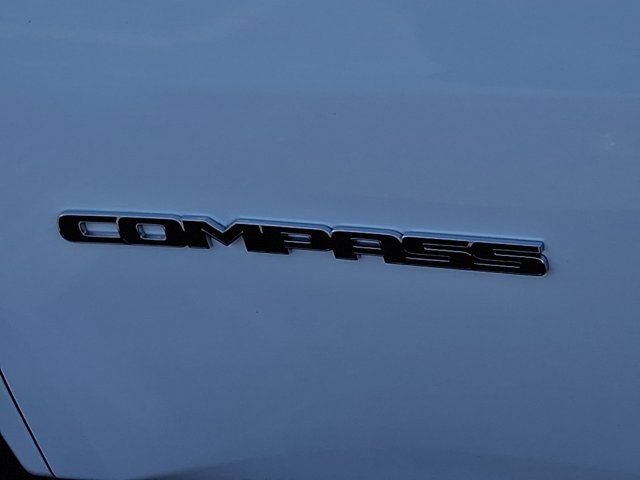 Certified 2024 Jeep Compass Limited AWD/4WD image 34