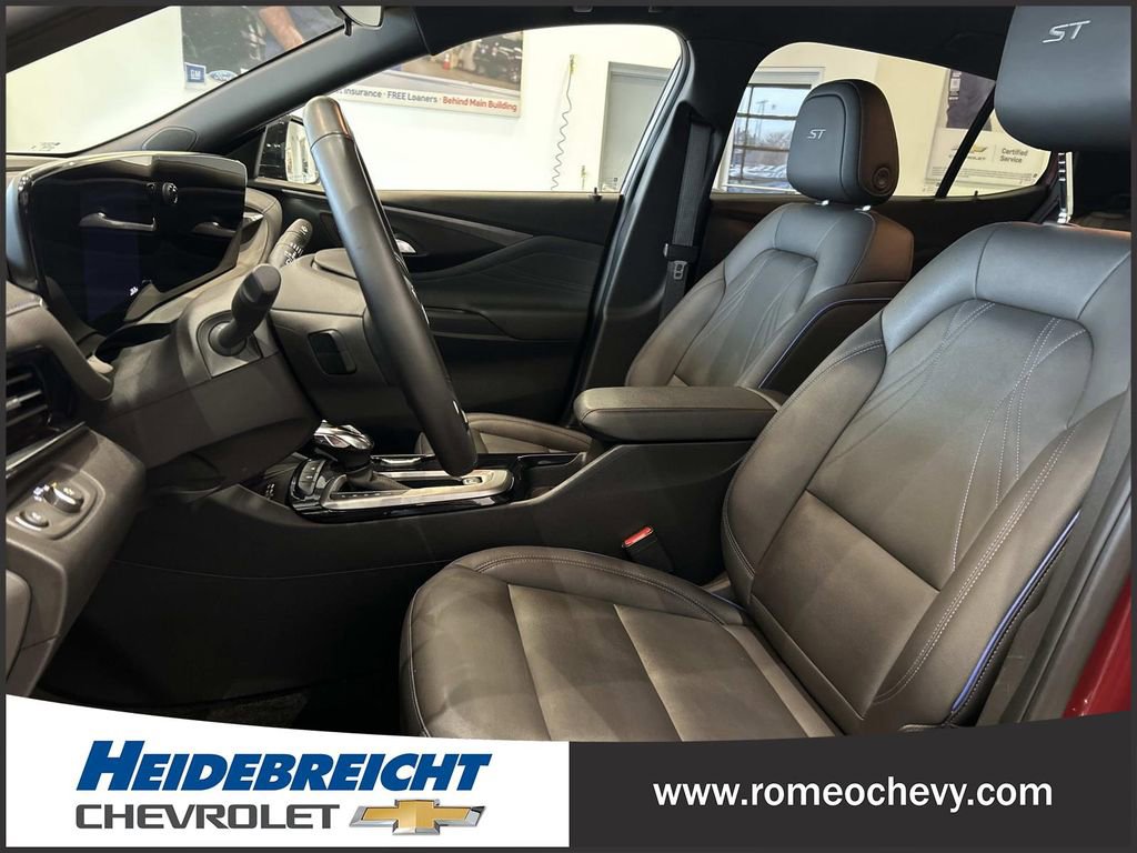 Certified 2024 Buick Envista Sport Touring w/ Convenience I Package FWD image 13