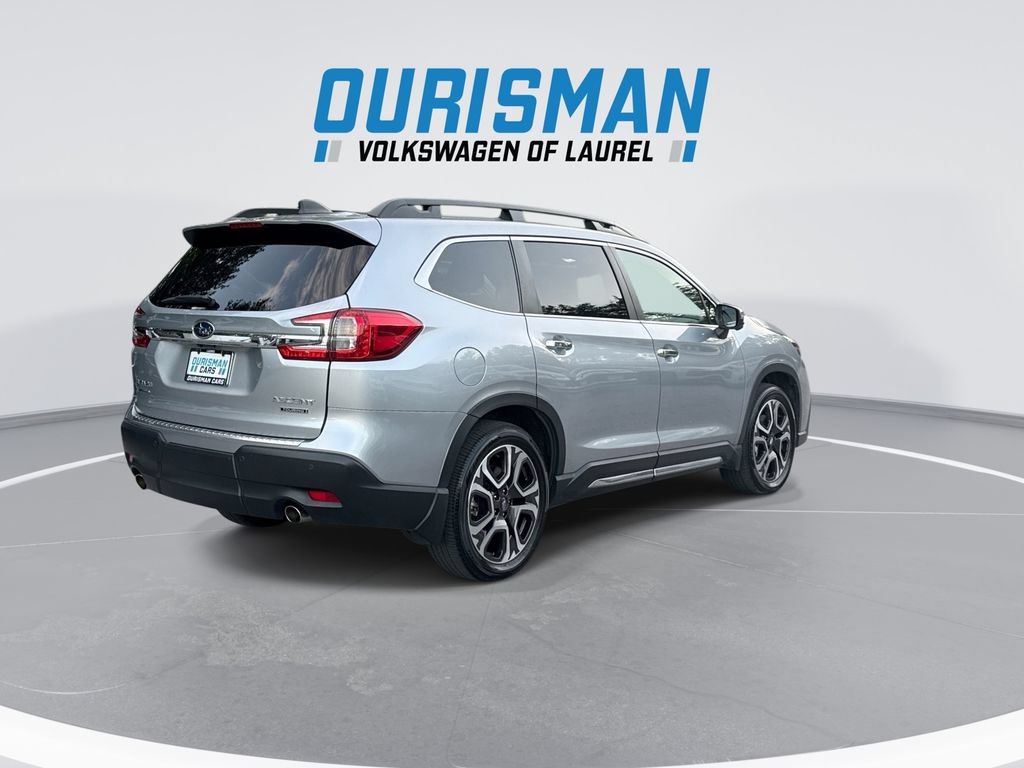 Used 2023 Subaru Ascent Touring AWD/4WD image 8