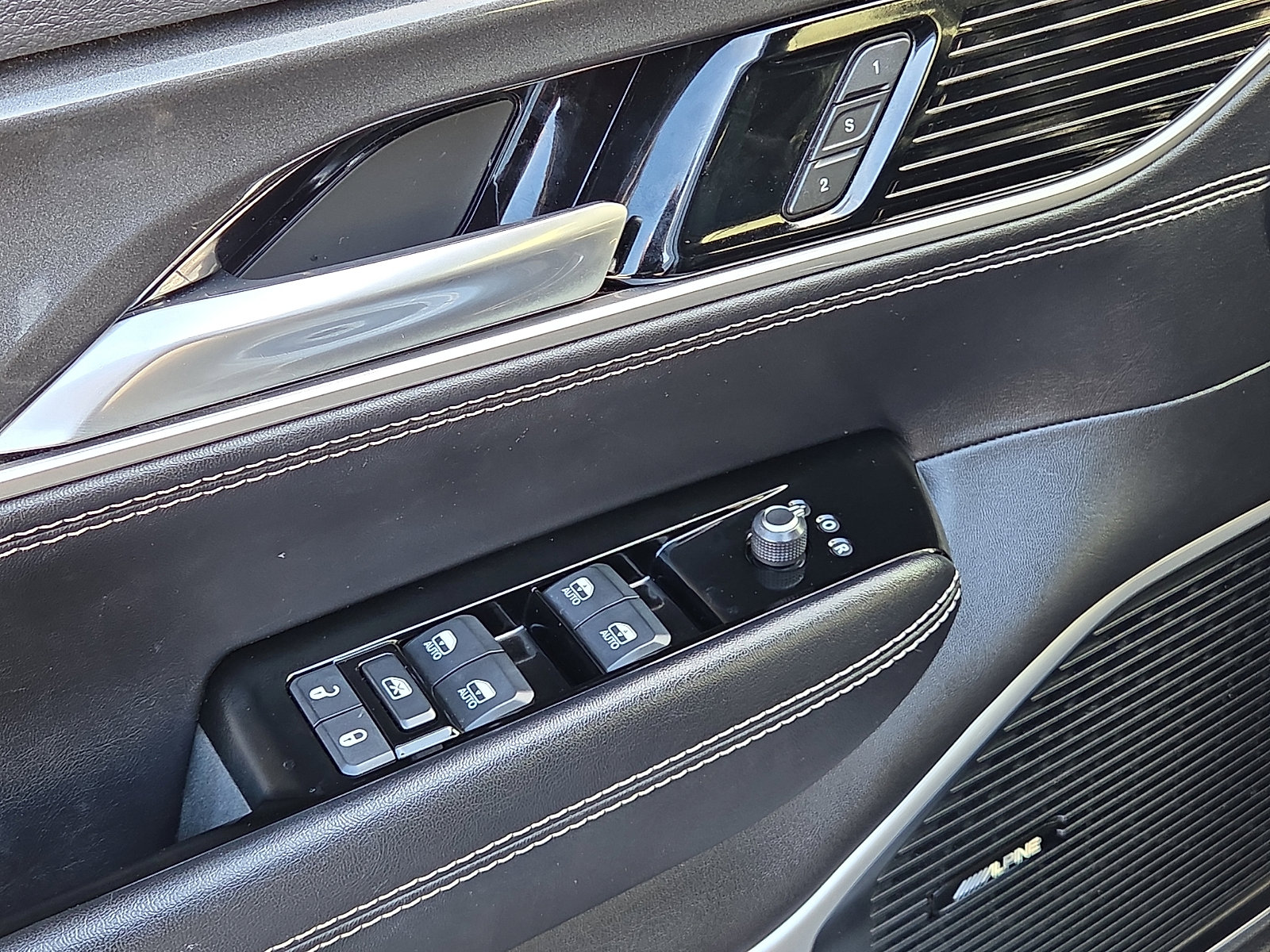 Used 2022 Jeep Wagoneer Series I image 15