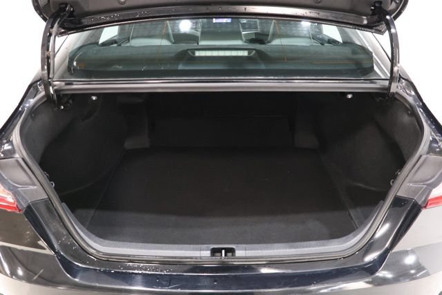 Used 2025 Toyota Camry SE FWD image 32