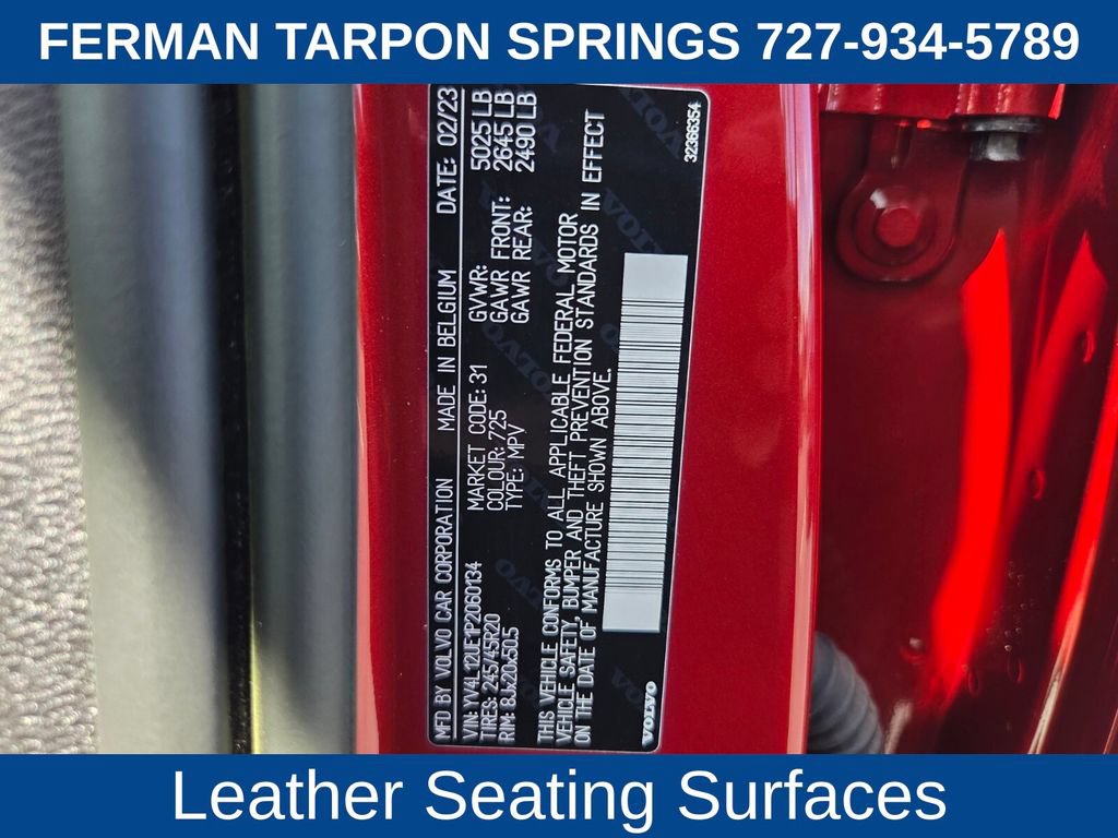 Certified 2023 Volvo XC40 B5 Plus AWD/4WD image 23