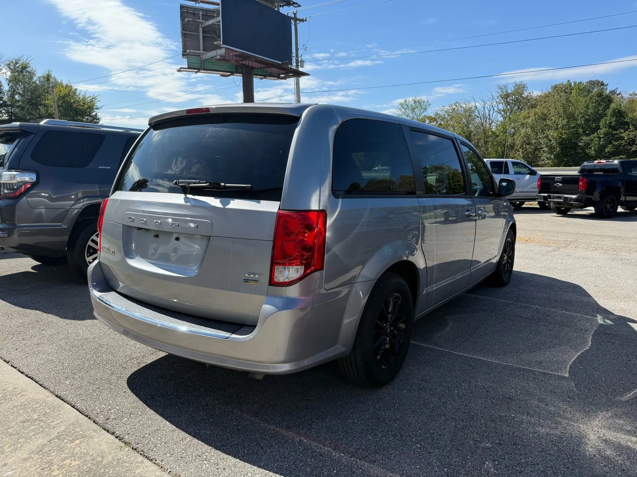 Used 2019 Dodge Grand Caravan GT image 14