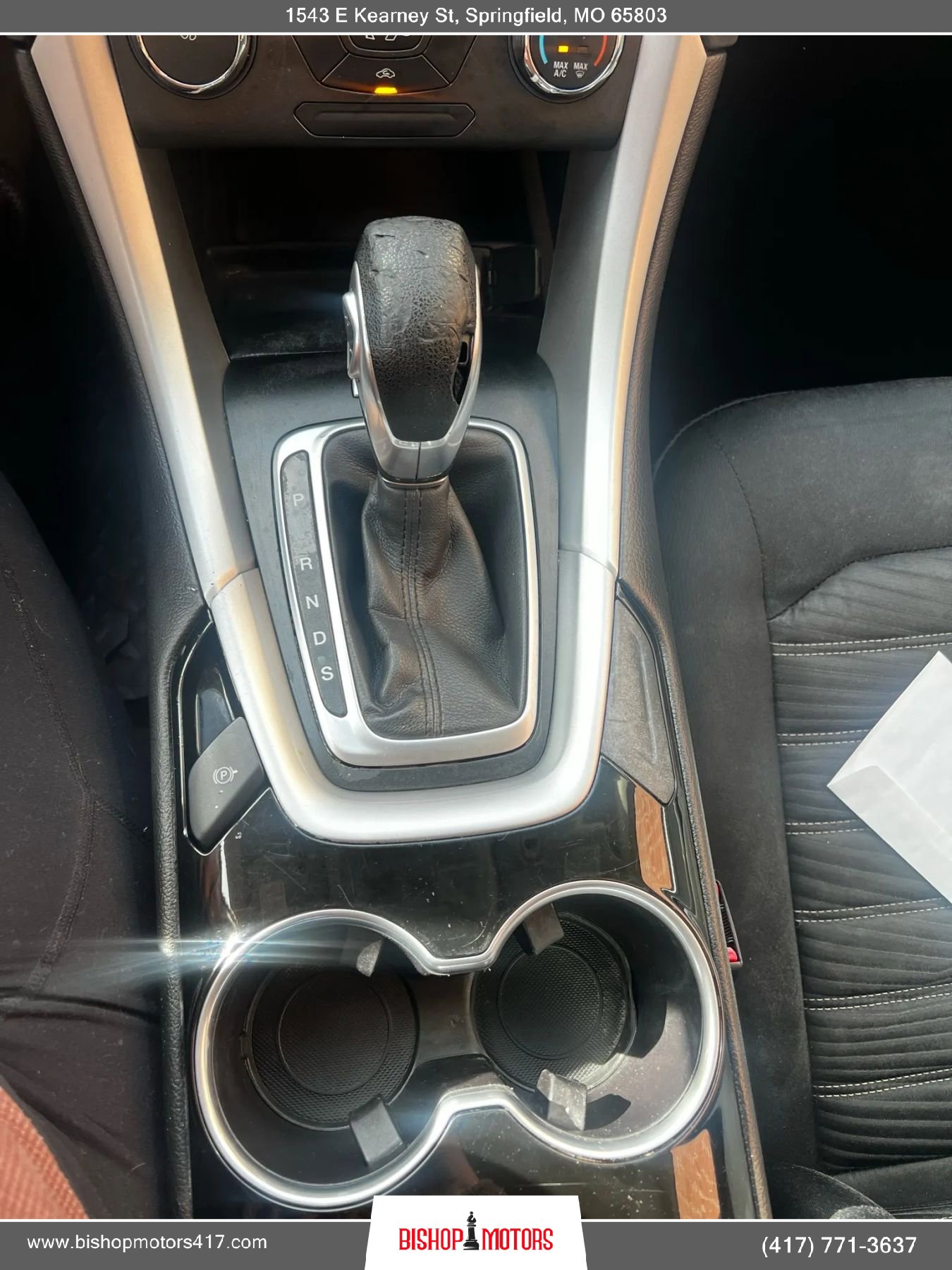 Used 2016 Ford Fusion SE image 10