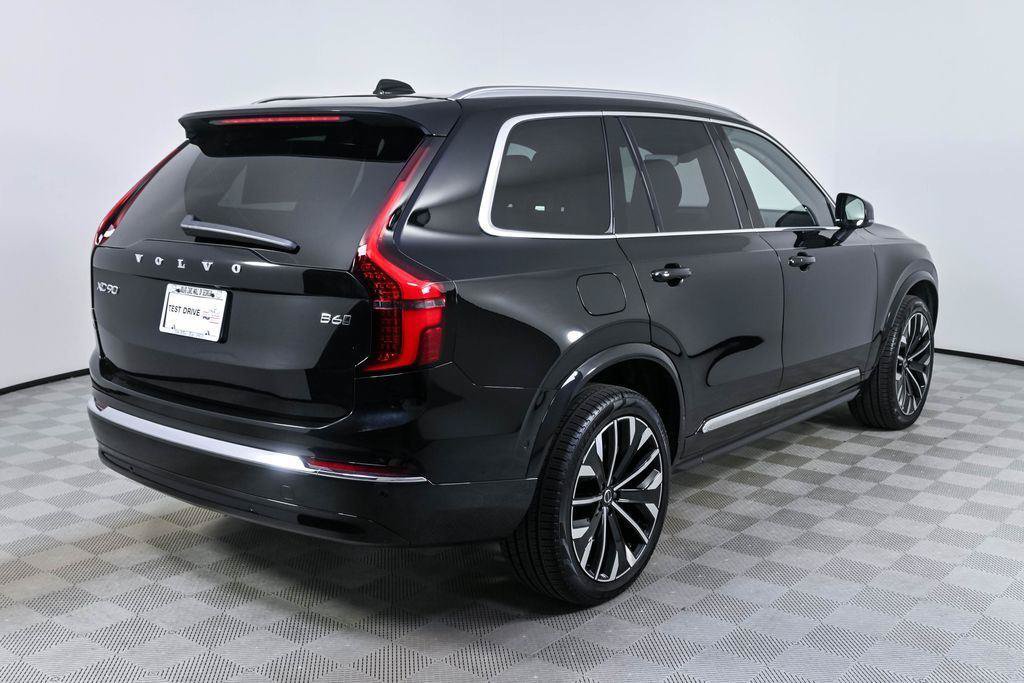 Certified 2026 Volvo XC90 B6 Ultra AWD/4WD image 31