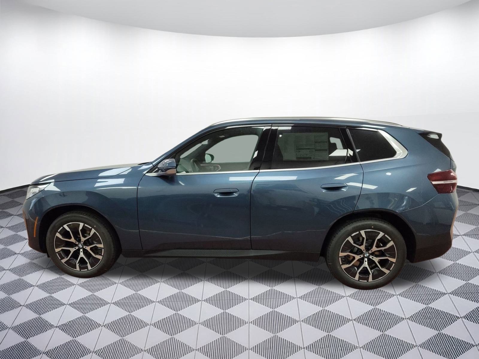 Used 2026 BMW X3 xDrive30 w/ Convenience Package image 2