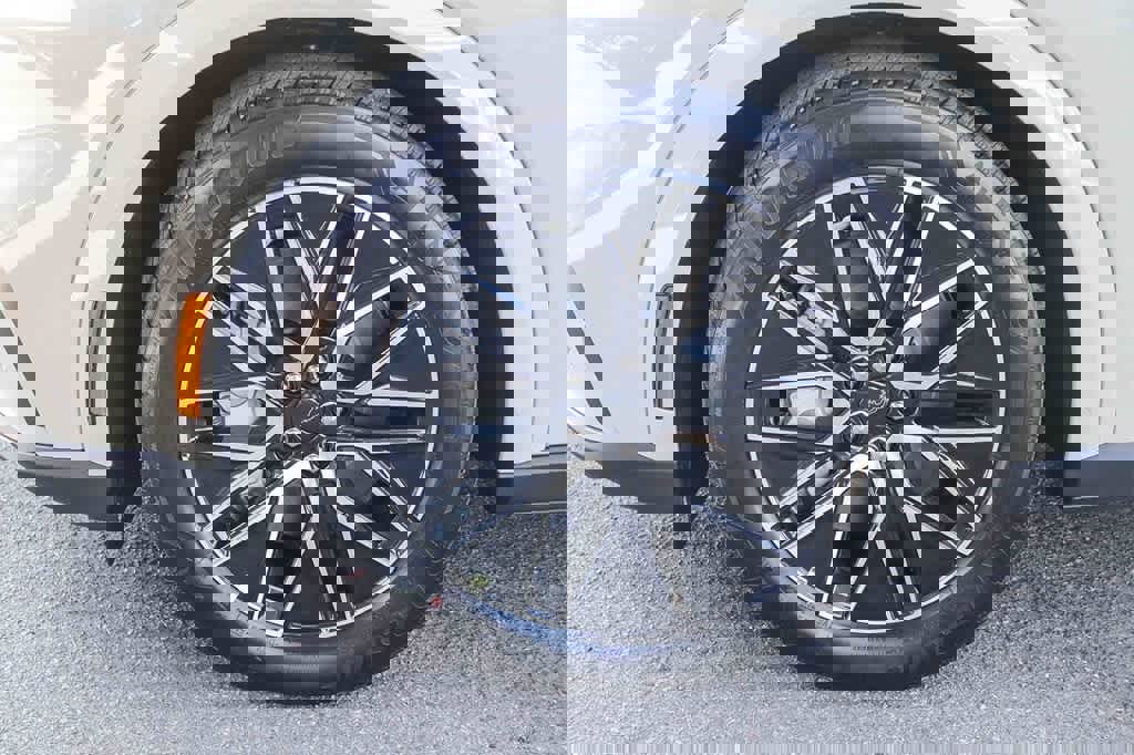 New 2025 Ford Mustang Mach-E Premium image 11