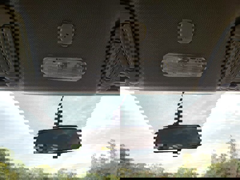 Used 2017 Nissan Versa Note SR image 14