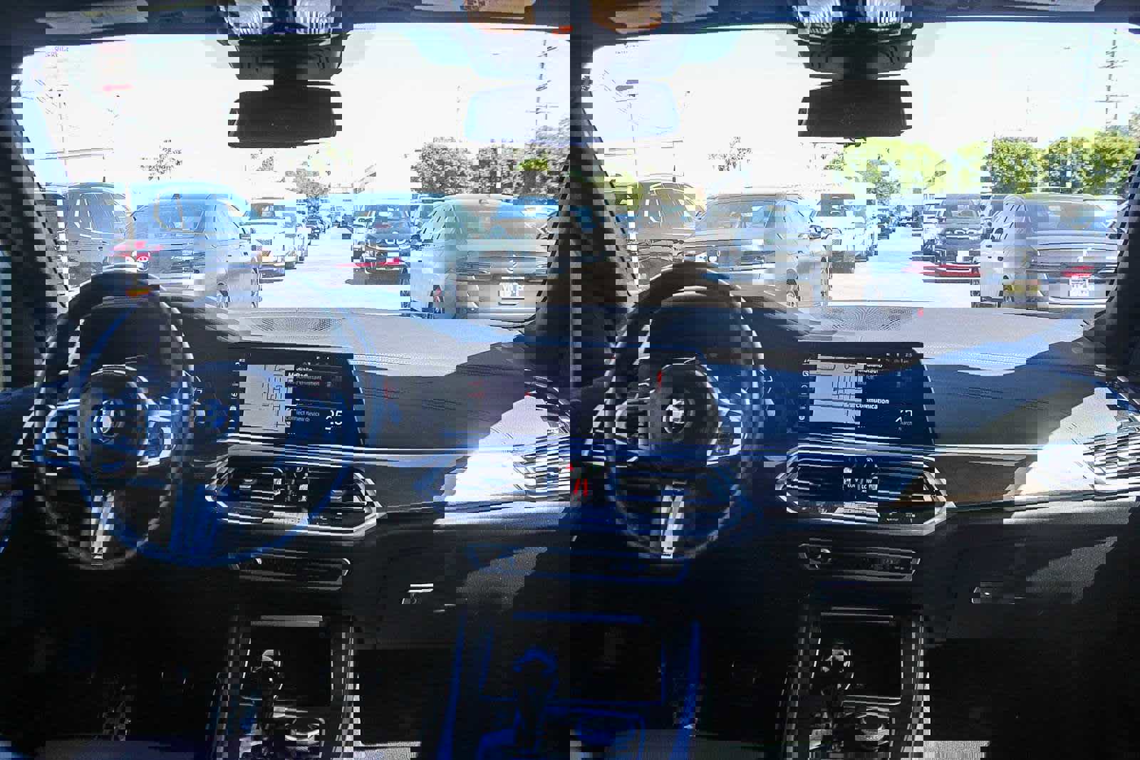 Used 2023 BMW X5 sDrive40i w/ M Sport Package image 12