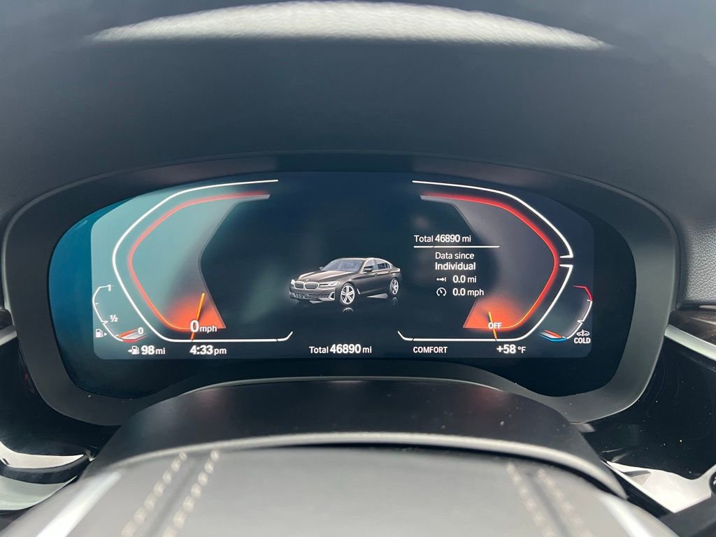 Used 2023 BMW 540i xDrive w/ Convenience Package image 39