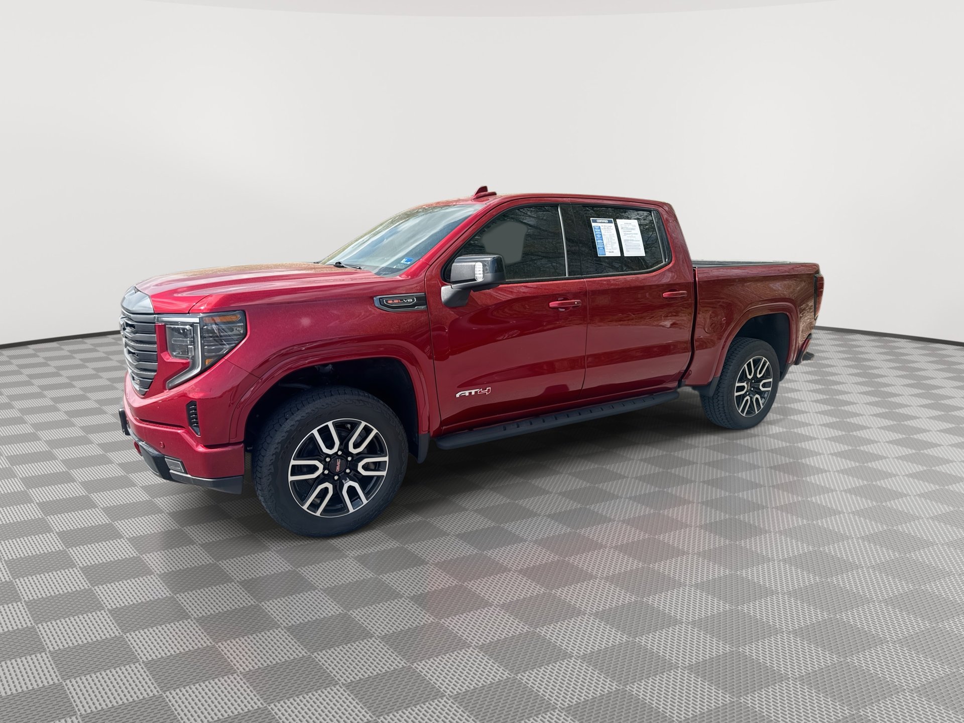 Used 2024 GMC Sierra 1500 AT4 w/ AT4 Premium Package AWD/4WD image 4