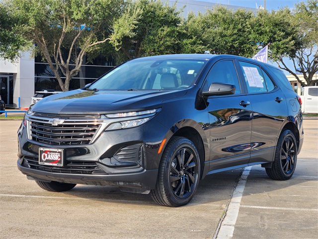 Used 2024 Chevrolet Equinox LS w/ Midnight Edition image 3