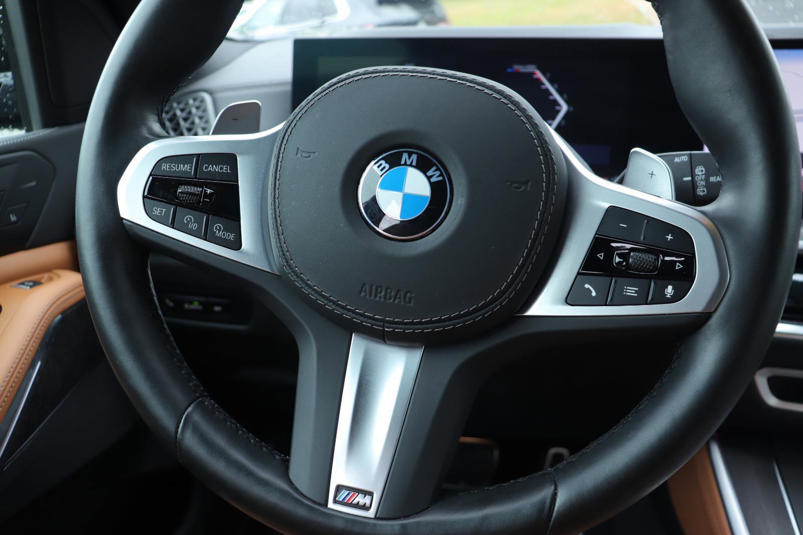 Used 2025 BMW X5 xDrive40i w/ M Sport Package AWD/4WD image 28